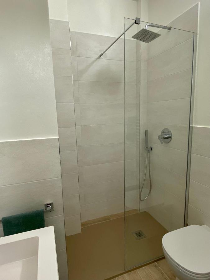Suite Stresa Milano Centrale 3Pax Wifi Exterior foto